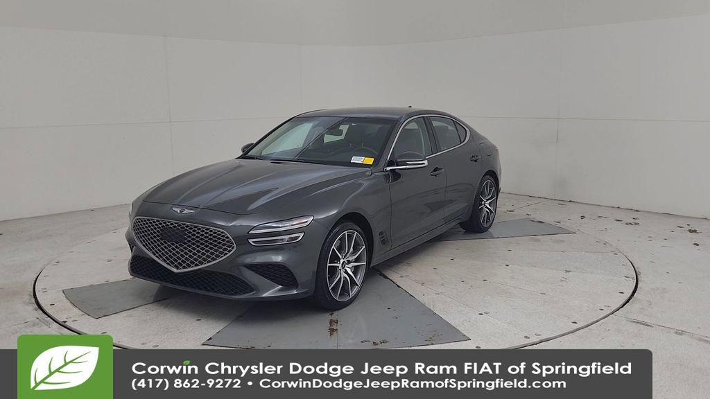 Used 2025 Genesis G70 2.5T image 6