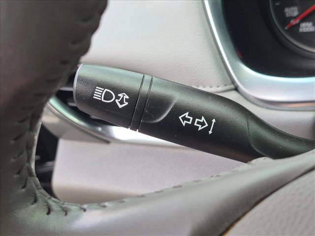 Used 2020 Chevrolet Traverse LT FWD image 7