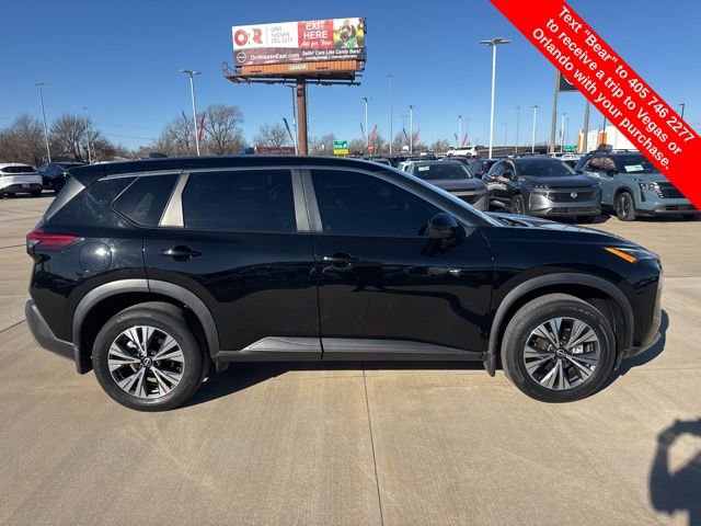 Used 2022 Nissan Rogue SV image 6
