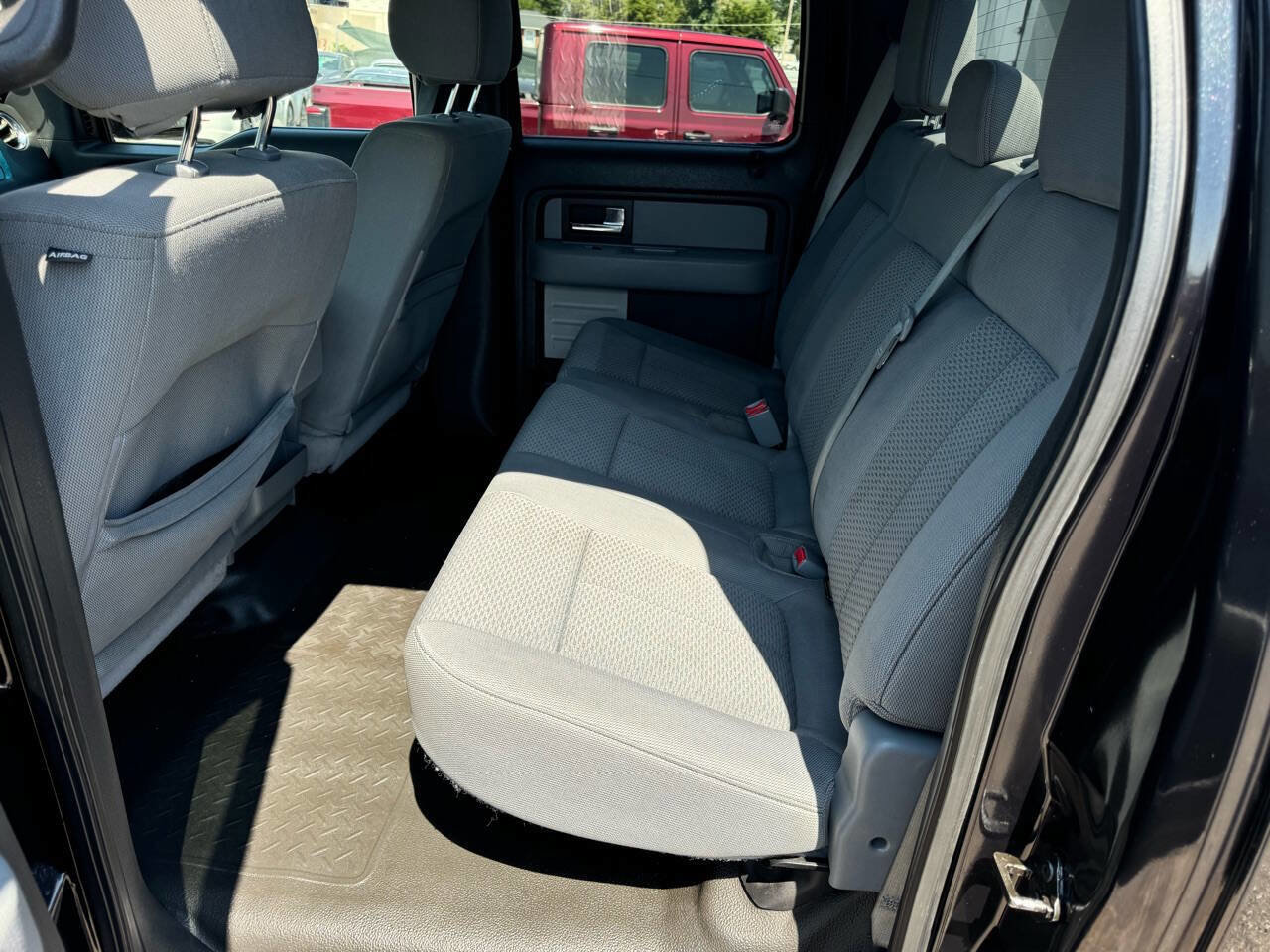 Used 2014 Ford F150 XLT w/ Trailer Tow Package image 19