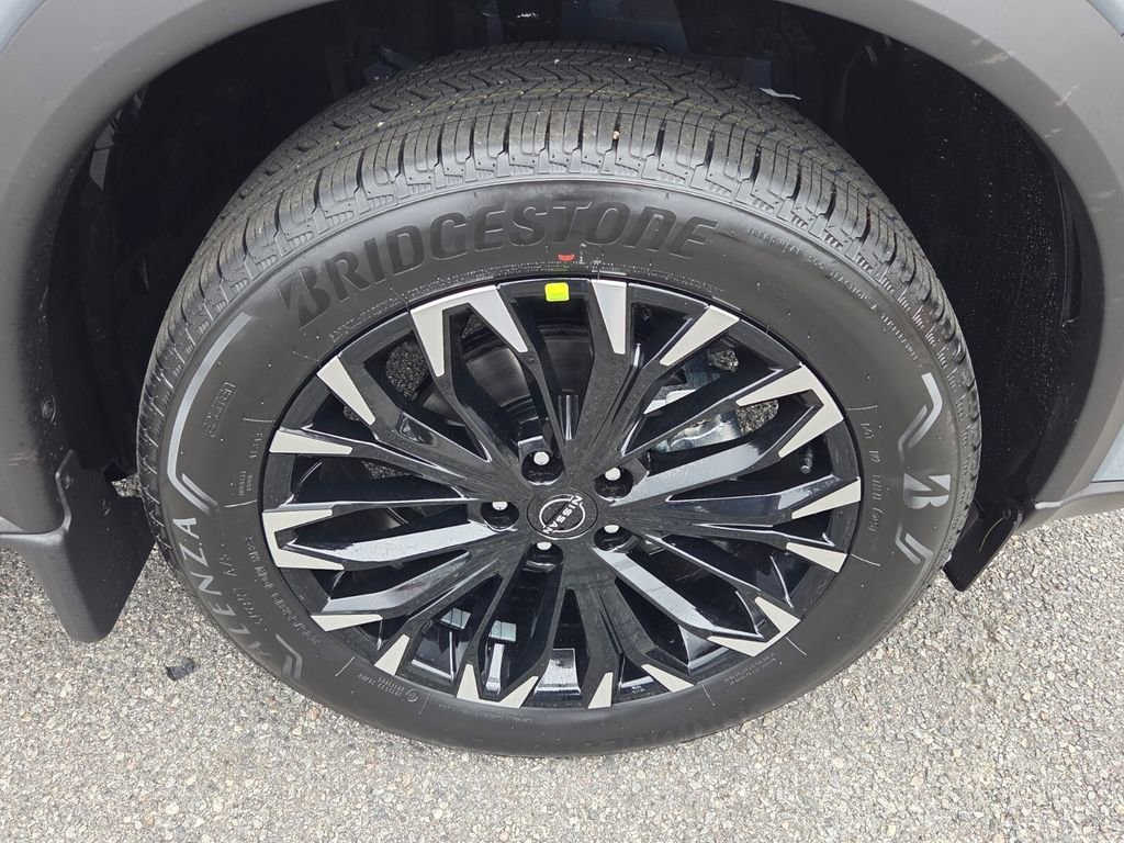 New 2026 Nissan Rogue SV image 11