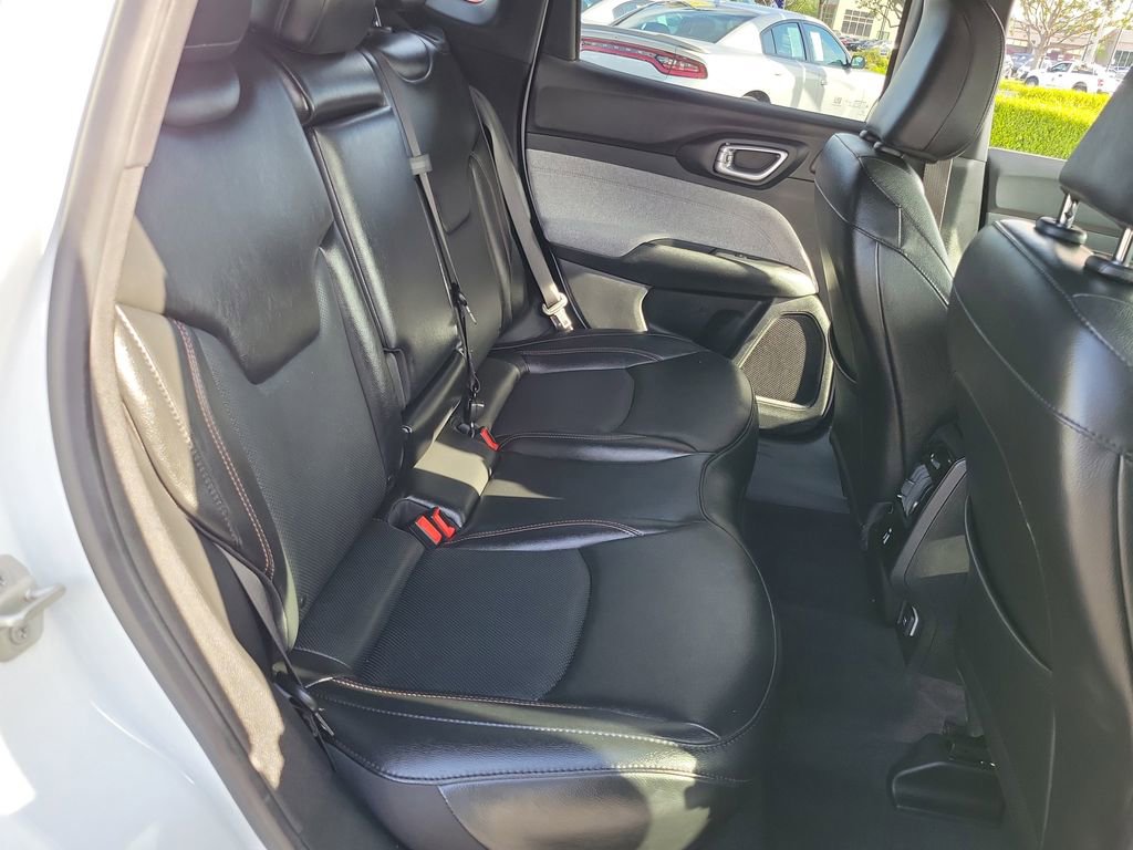 Used 2023 Jeep Compass Latitude w/ Sun and Sound Group image 24