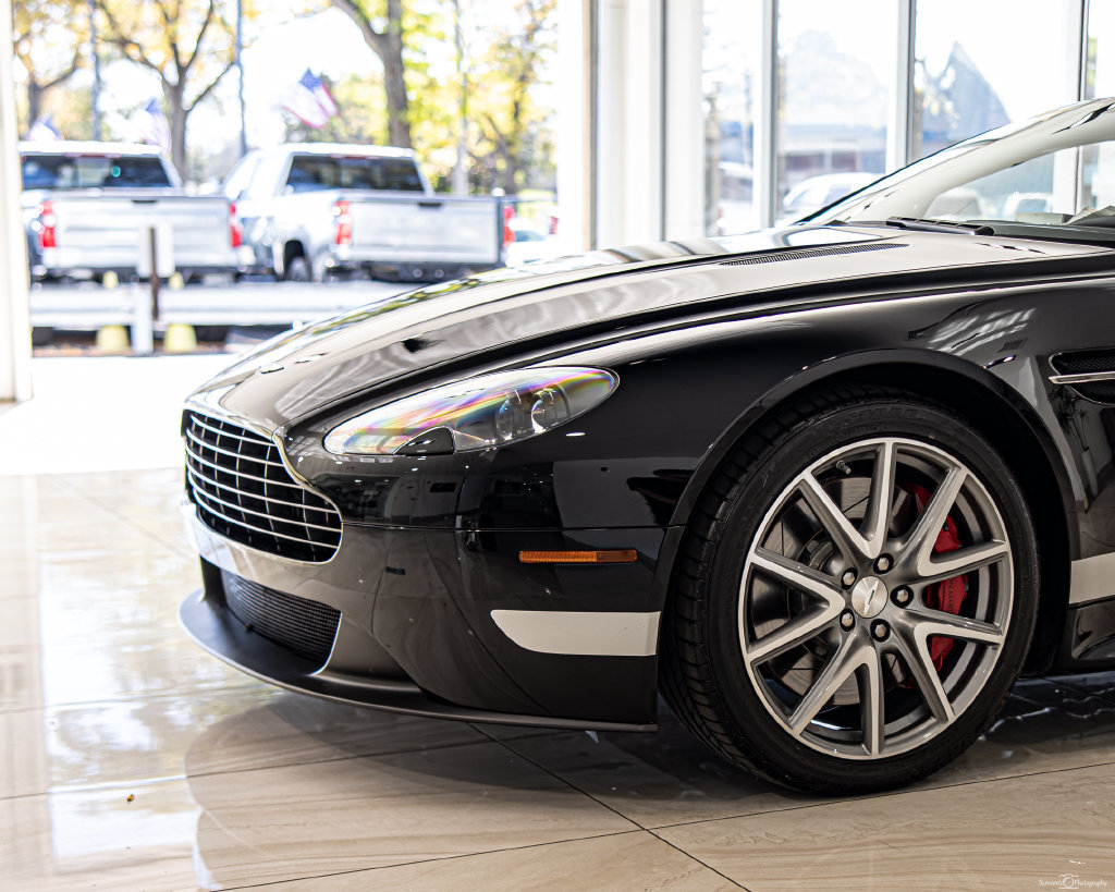 Used 2015 Aston Martin V8 Vantage GT RWD image 4