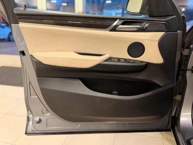 Used 2017 BMW X3 xDrive28i image 18