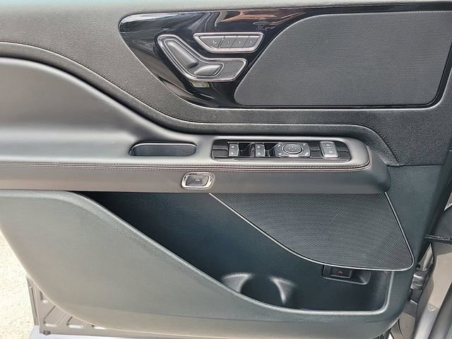 Certified 2024 Lincoln Aviator 2WD w/ Premium Package image 26