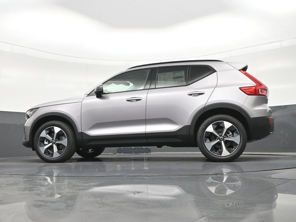New 2026 Volvo XC40 B5 Plus w/ Protection Package Premier AWD/4WD image 22