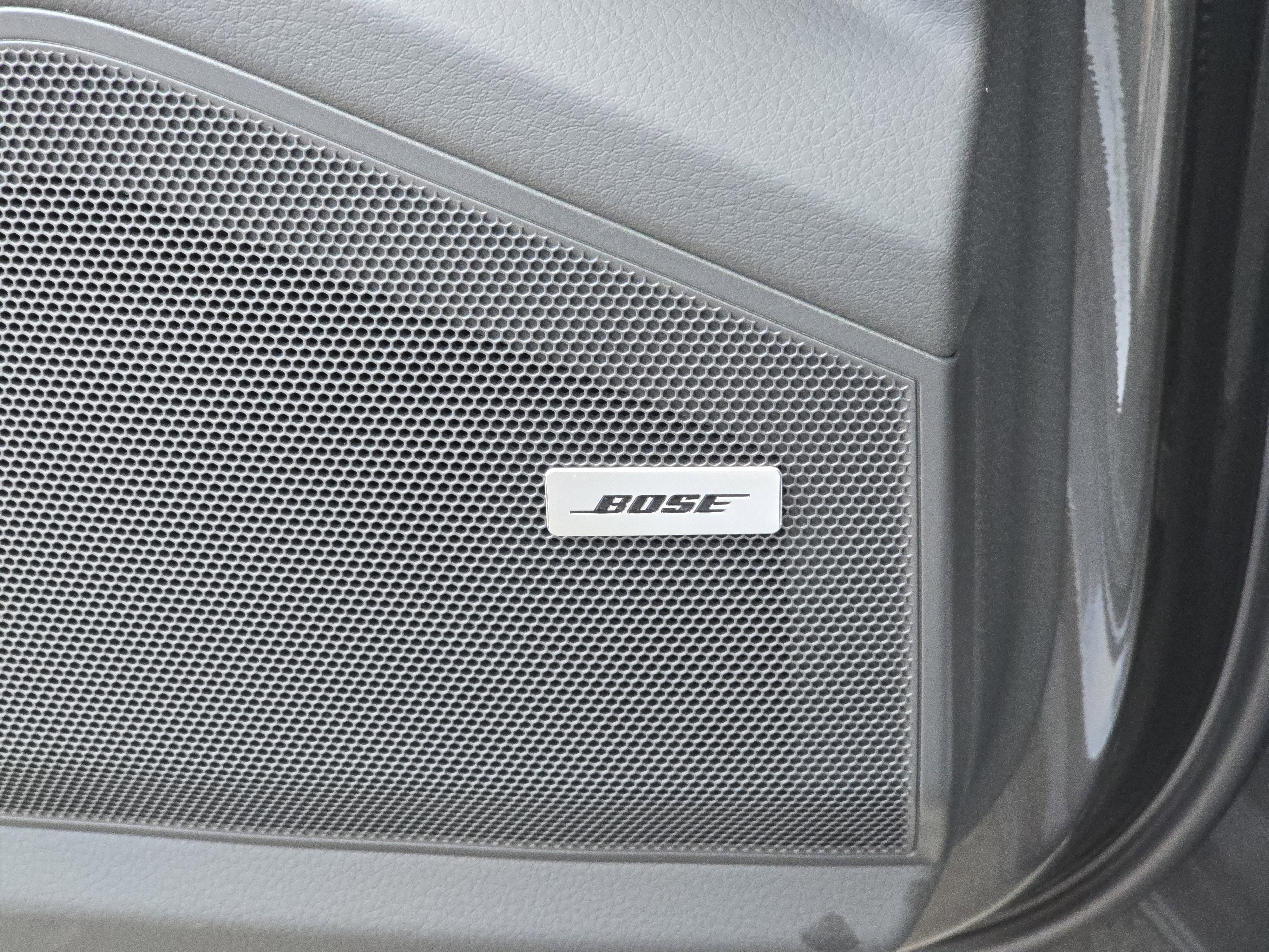 New 2025 Porsche Cayenne E-Hybrid image 19