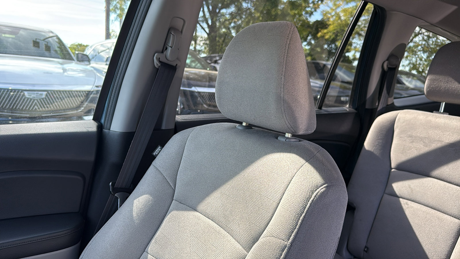 Used 2021 Honda Pilot EX image 24