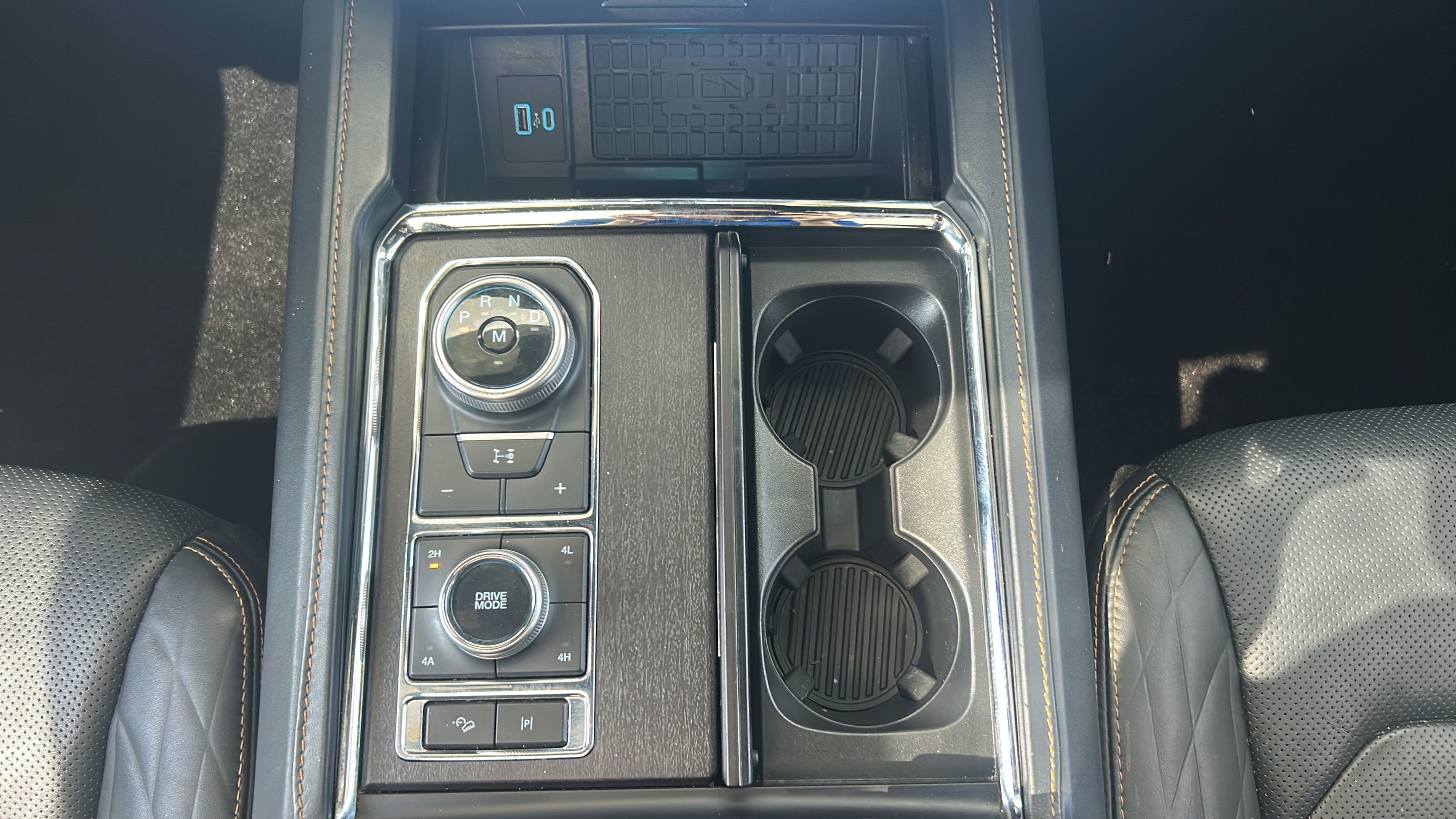 Used 2022 Ford Expedition Max Platinum AWD/4WD image 22
