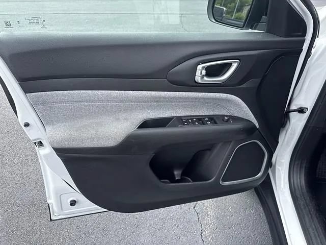 Used 2023 Jeep Compass Sport AWD/4WD image 8
