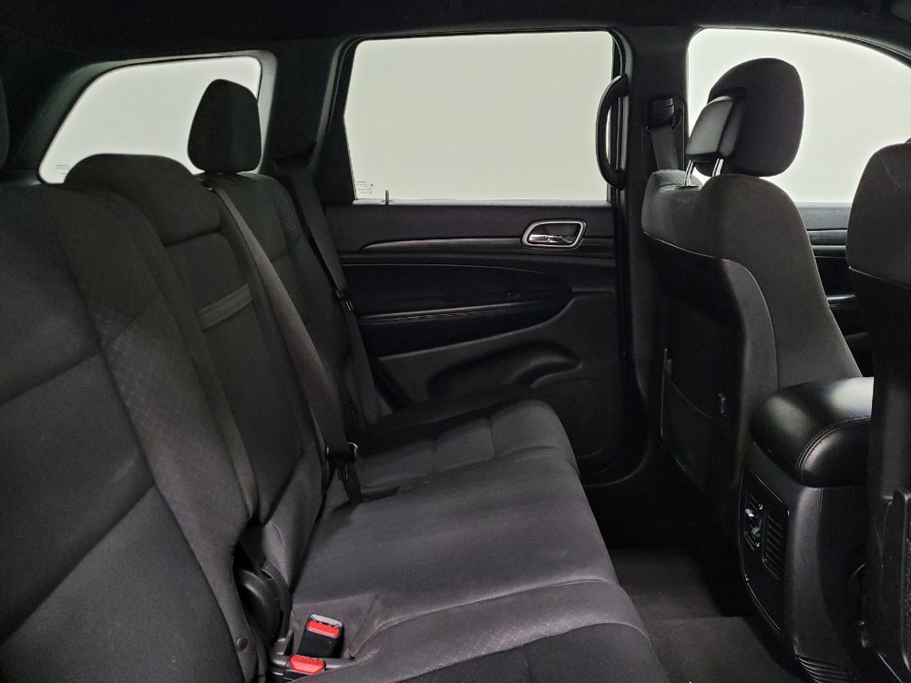 Used 2019 Jeep Grand Cherokee Laredo image 19