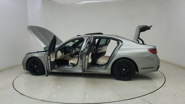 Used 2022 BMW 740i xDrive w/ M Sport Package image 80