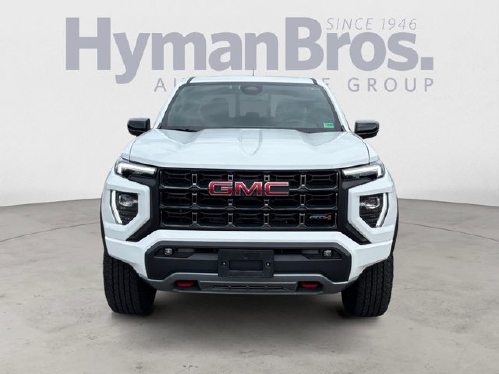 Used 2023 GMC Canyon AT4 w/ AT4 Premium Package image 8