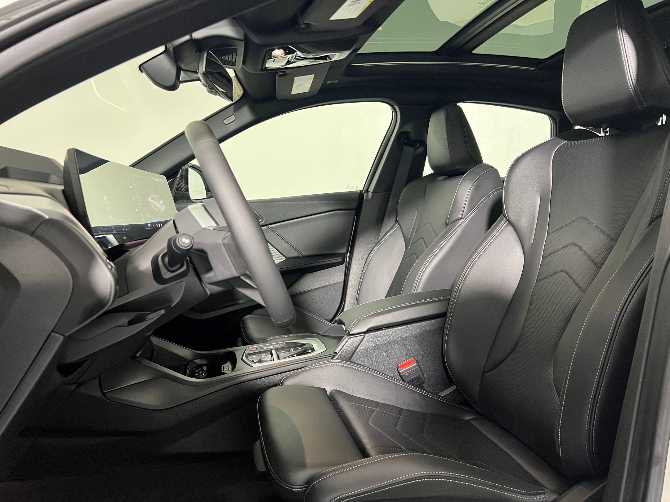 Used 2026 BMW 228i xDrive w/ Technology Package image 5