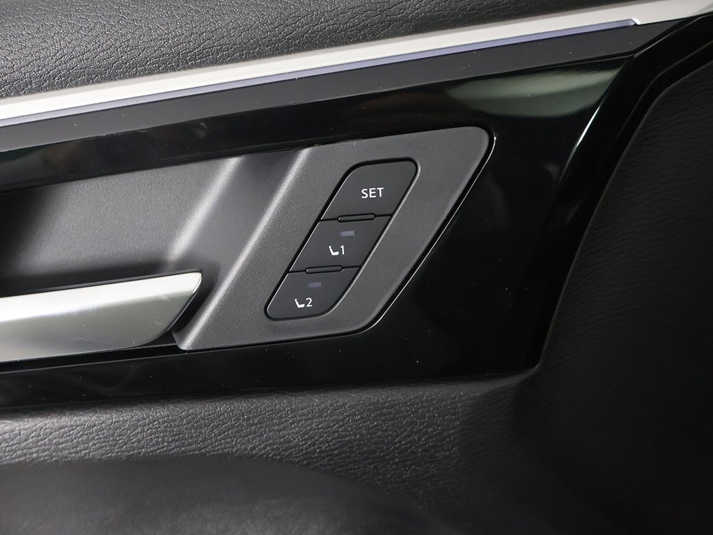 New 2025 Mitsubishi Outlander SEL image 45