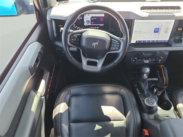 Used 2023 Ford Bronco Badlands image 16