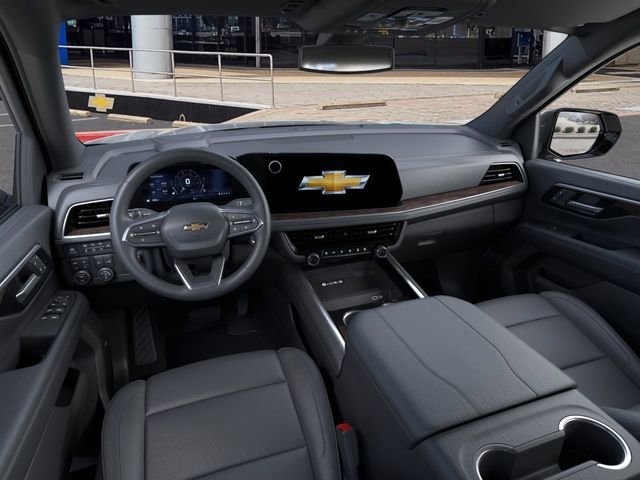 New 2026 Chevrolet Suburban LT image 15