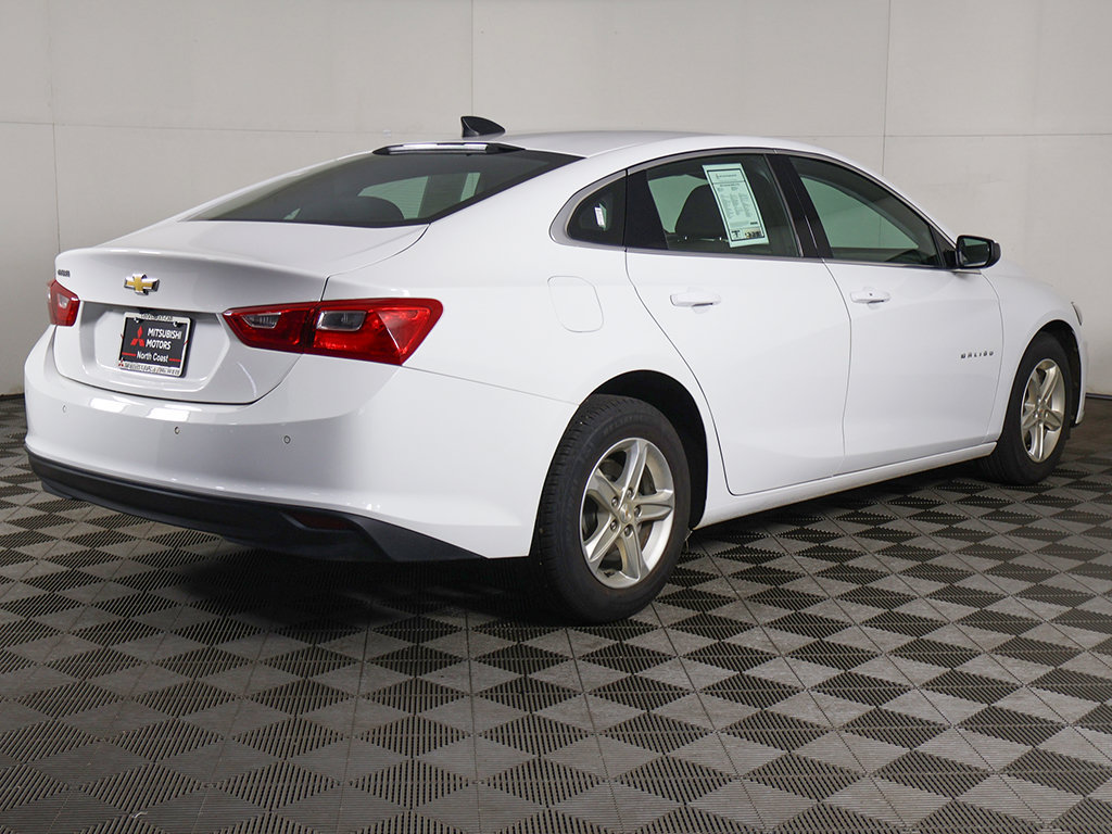 Used 2024 Chevrolet Malibu LS w/ Driver Confidence Package FWD image 9