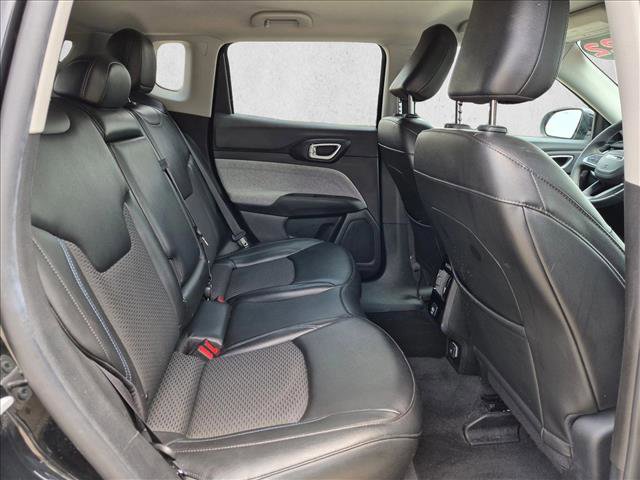 Used 2022 Jeep Compass Latitude AWD/4WD image 18