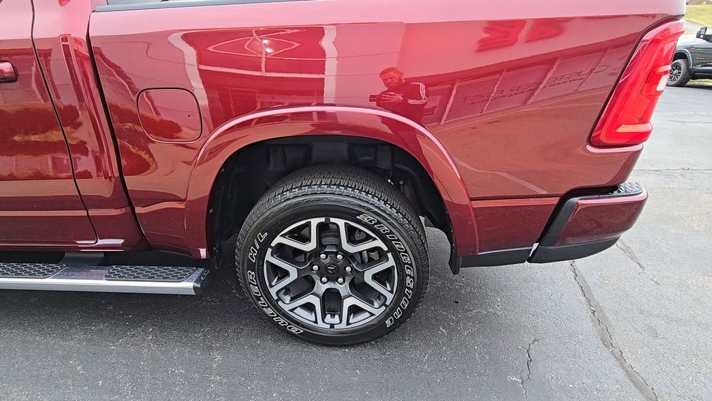 Used 2020 Jeep Cherokee Latitude Plus image 12