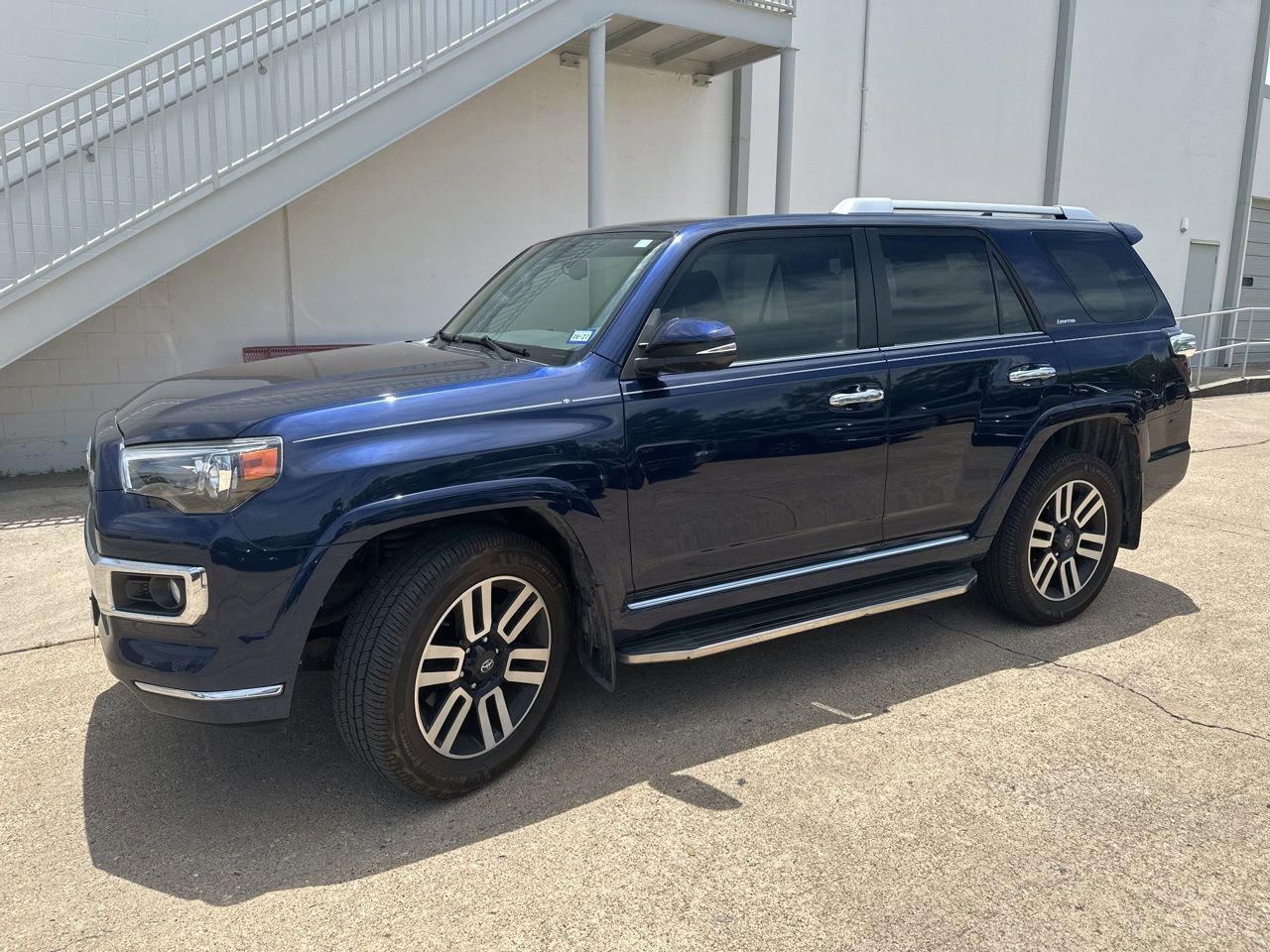 Used 2019 Toyota 4Runner Limited AWD/4WD image 1