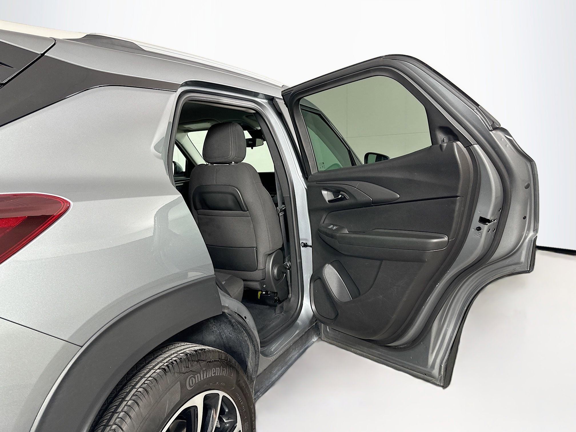 Used 2024 Chevrolet TrailBlazer LT image 27