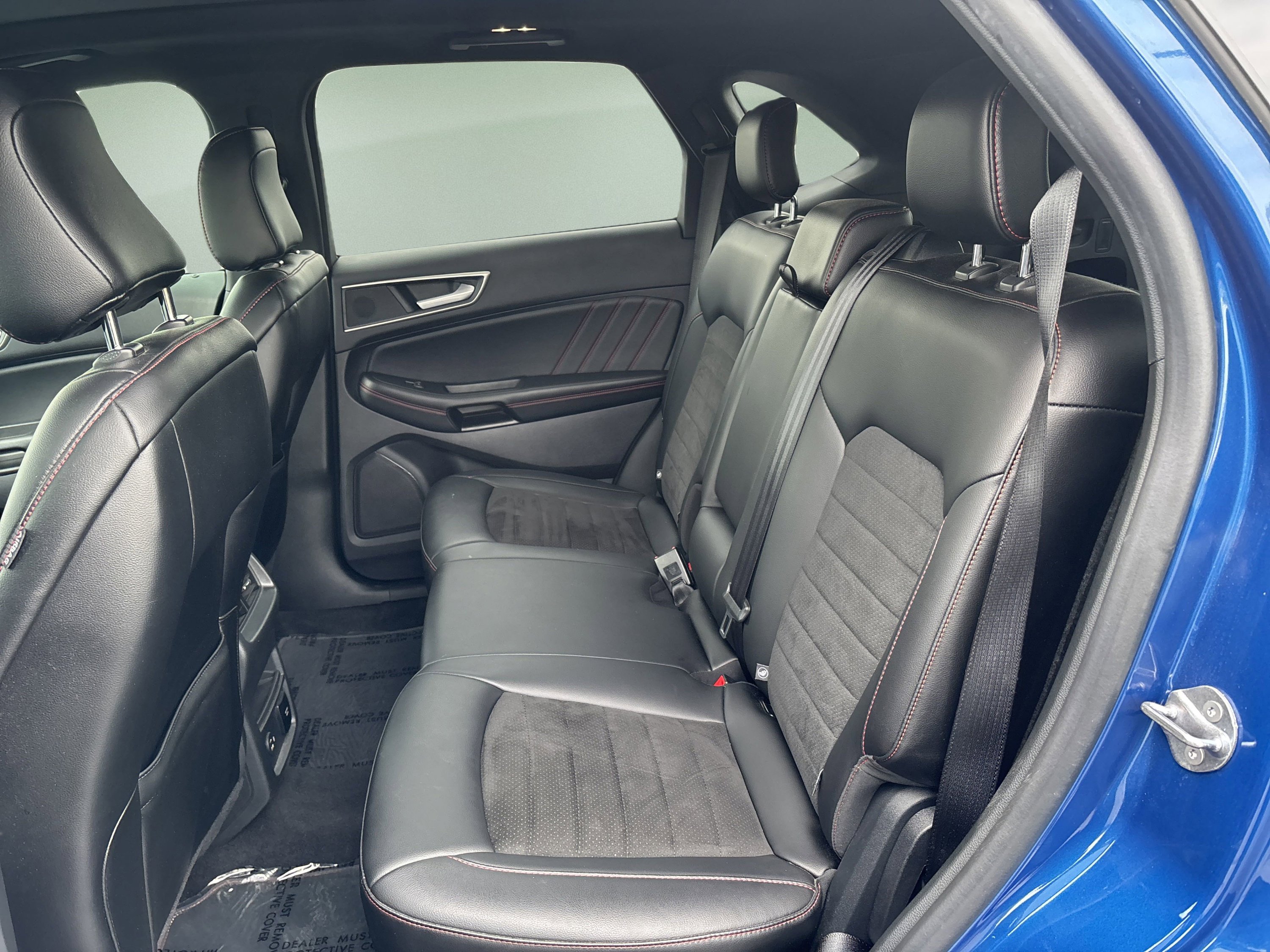 Used 2022 Ford Edge ST-Line w/ Class II Trailer Tow Package image 15