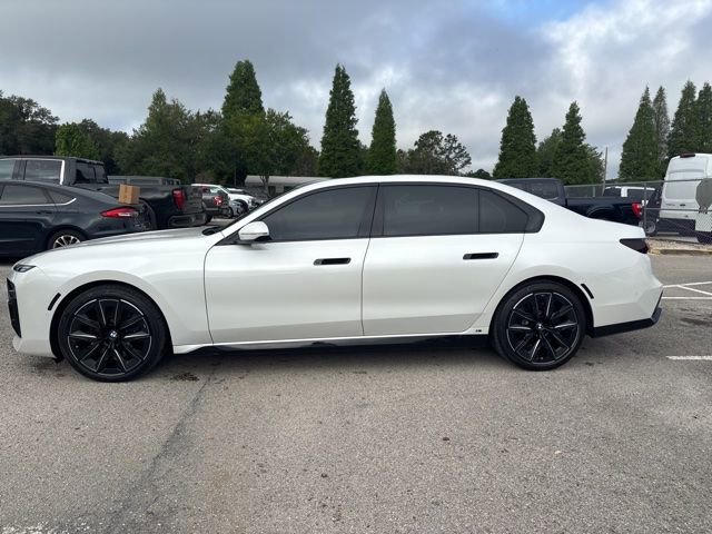Used 2023 BMW 760i xDrive AWD/4WD image 8
