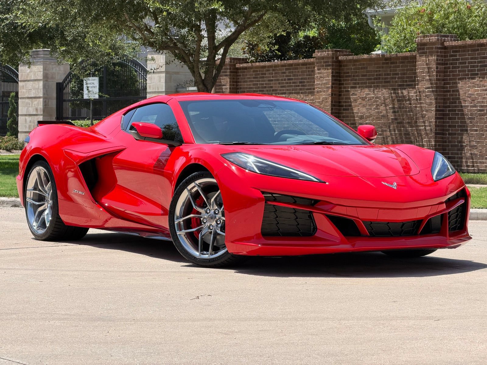 Used 2025 Chevrolet Corvette Z06 w/ Chrome Exterior Badge Package