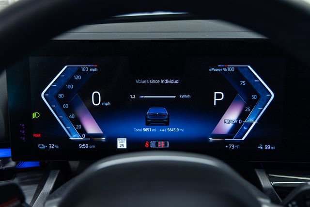 Used 2026 BMW i5 eDrive40 w/ M Sport Package image 2