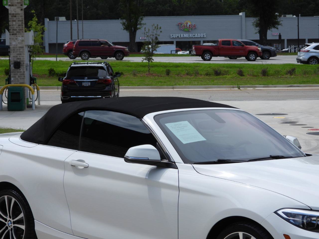Used 2017 BMW 230i Convertible RWD image 92
