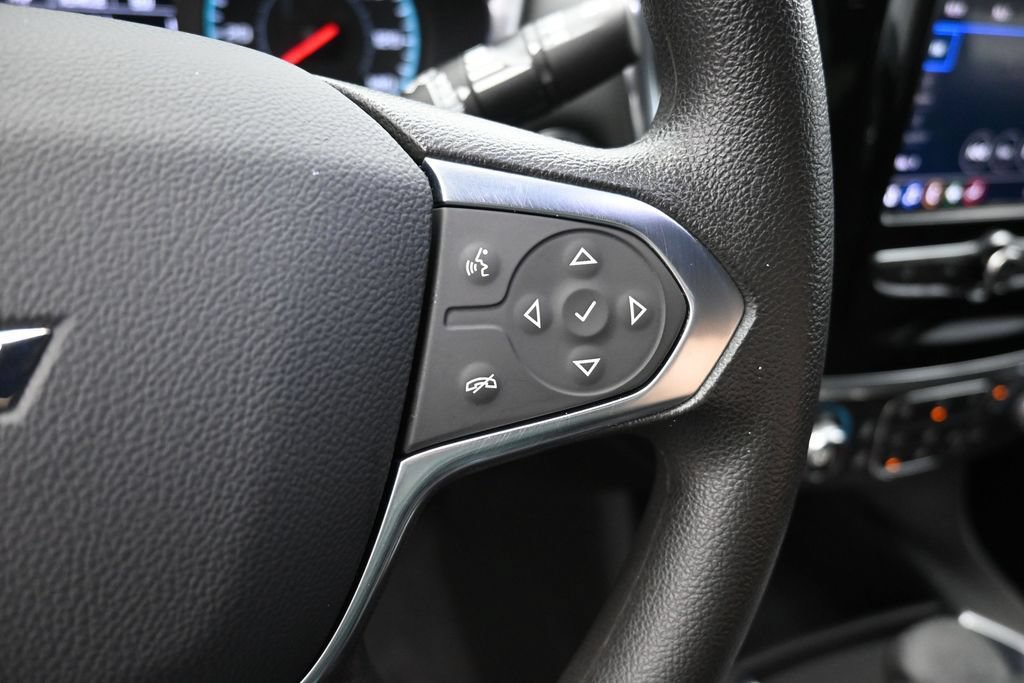Used 2021 Chevrolet Traverse LS FWD image 28