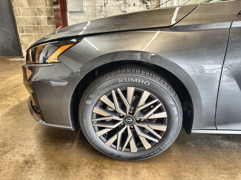 New 2026 Nissan Altima 2.5 SV AWD/4WD image 18