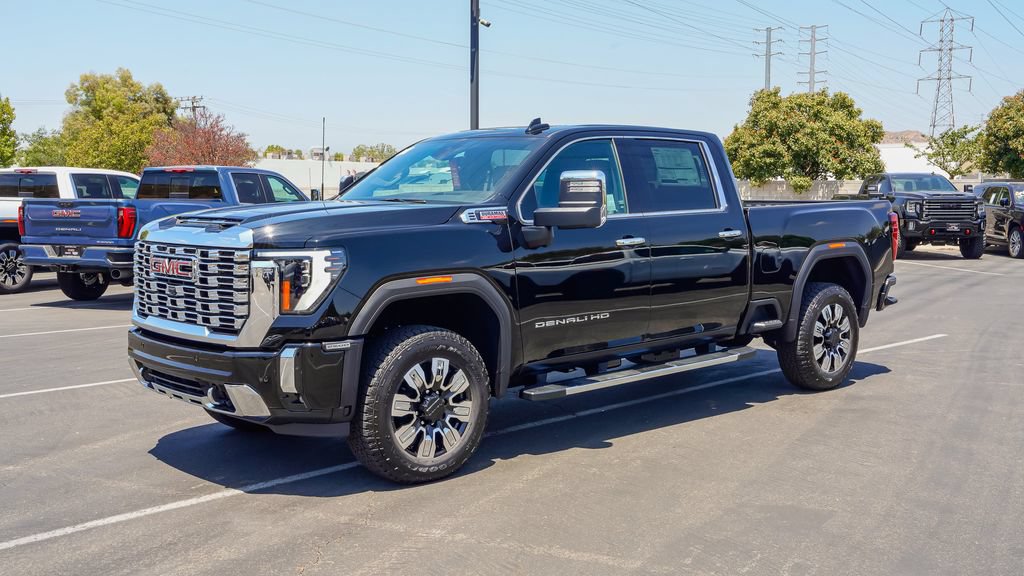 New 2026 GMC Sierra 2500 Denali w/ Denali Reserve Package AWD/4WD image 3
