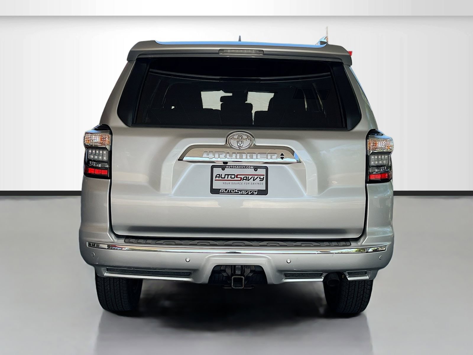 Used 2023 Toyota 4Runner Limited AWD/4WD image 6