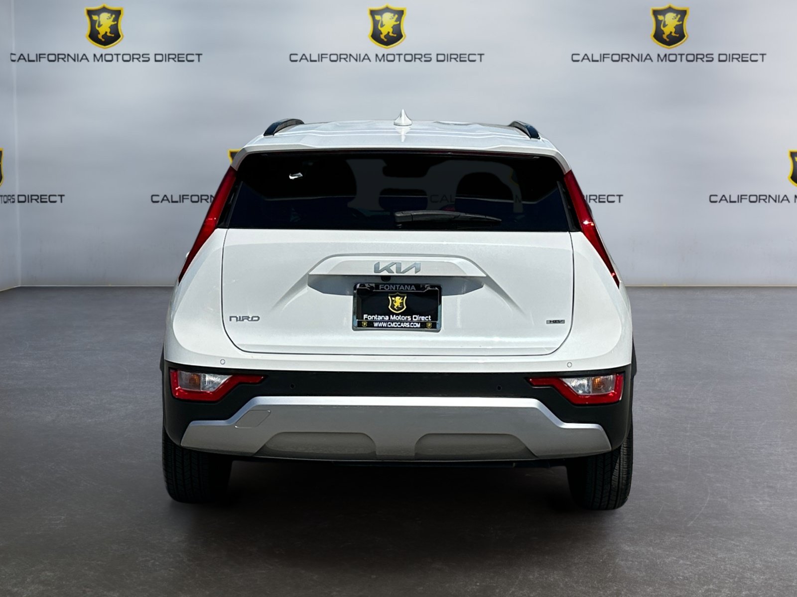 Used 2024 Kia Niro EX FWD image 4