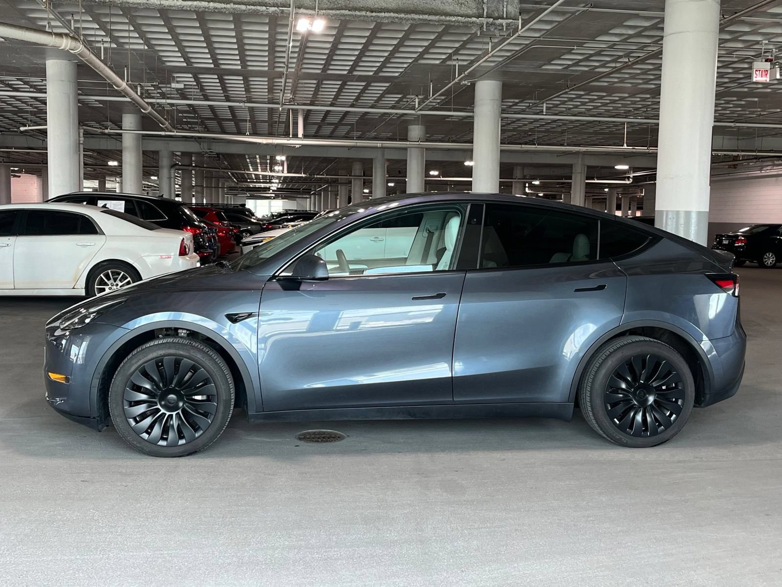 Used 2023 Tesla Model Y Long Range AWD/4WD image 7