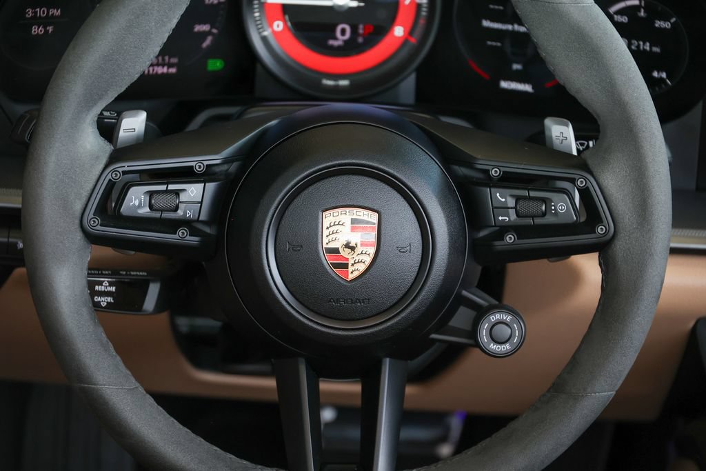 Certified 2024 Porsche 911 Cabriolet image 60