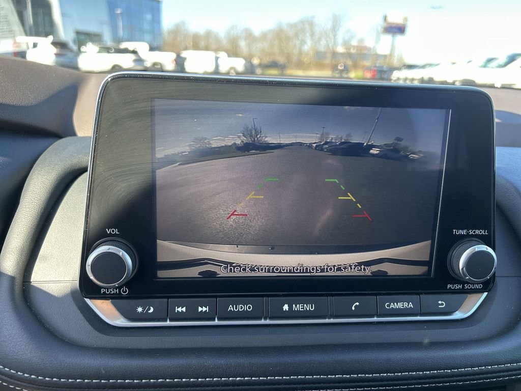 Used 2023 Nissan Rogue S image 23