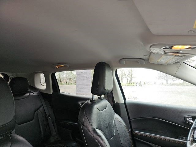 Used 2020 Jeep Compass Limited w/ Safety & Security Group AWD/4WD image 11
