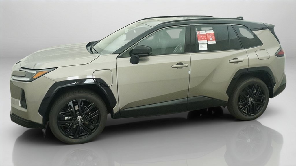 New 2026 Toyota RAV4 XSE AWD/4WD image 3