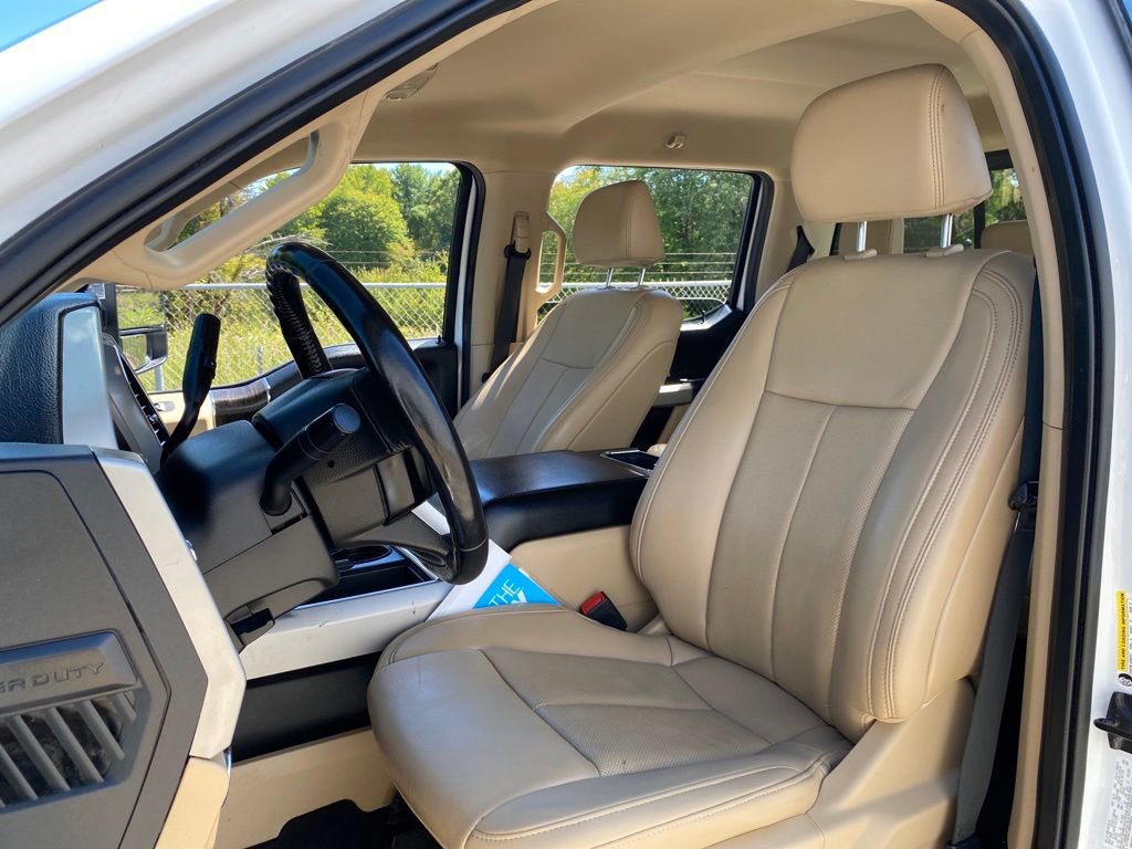 Used 2021 Ford F250 Lariat w/ Chrome Package image 23