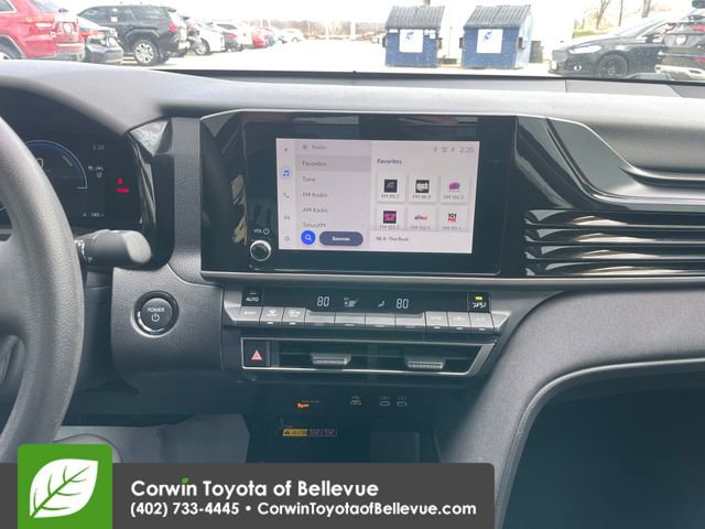 Used 2025 Toyota Camry LE image 17