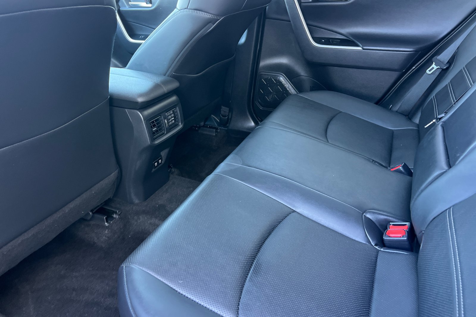 Certified 2021 Toyota RAV4 Limited AWD/4WD image 12