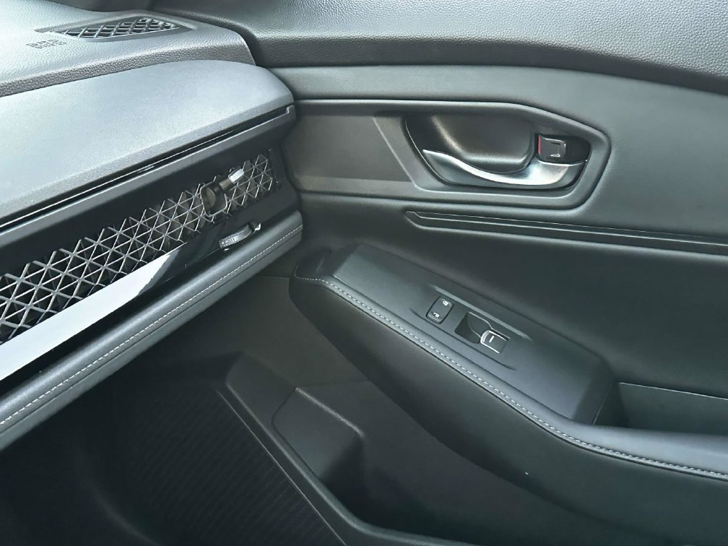 Used 2023 Honda Accord Sport image 26