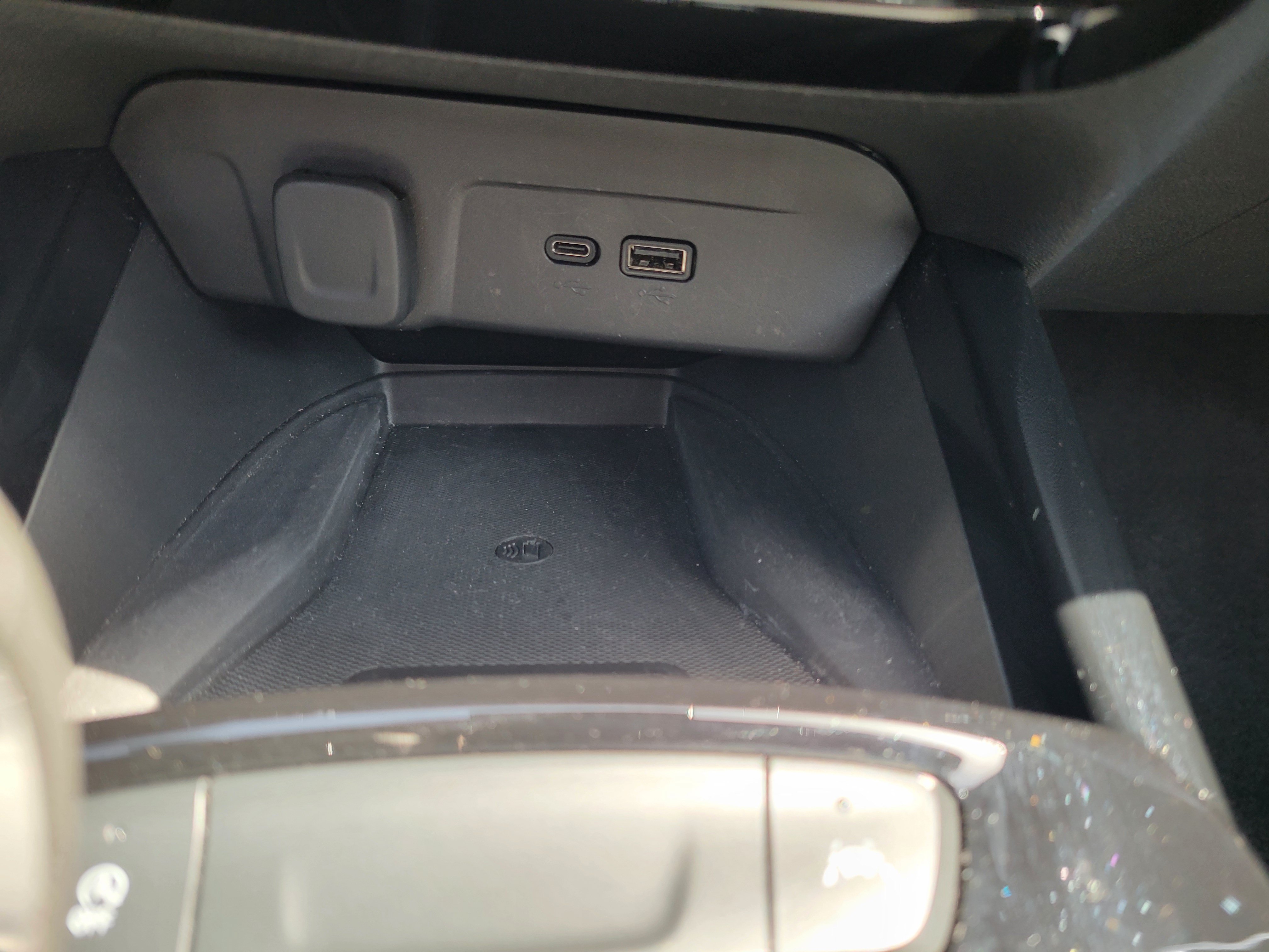 Used 2025 Chevrolet Trax RS w/ Sunroof Package FWD image 20