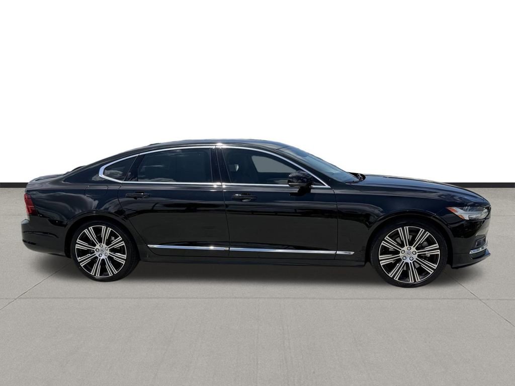 Used 2023 Volvo S90 B6 Plus w/ Protection Package Premier AWD/4WD image 4
