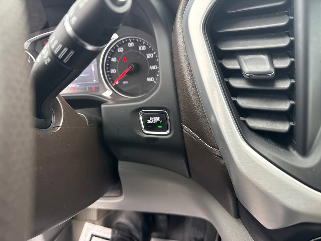 Used 2021 GMC Acadia SLE w/ Driver Convenience Package image 38