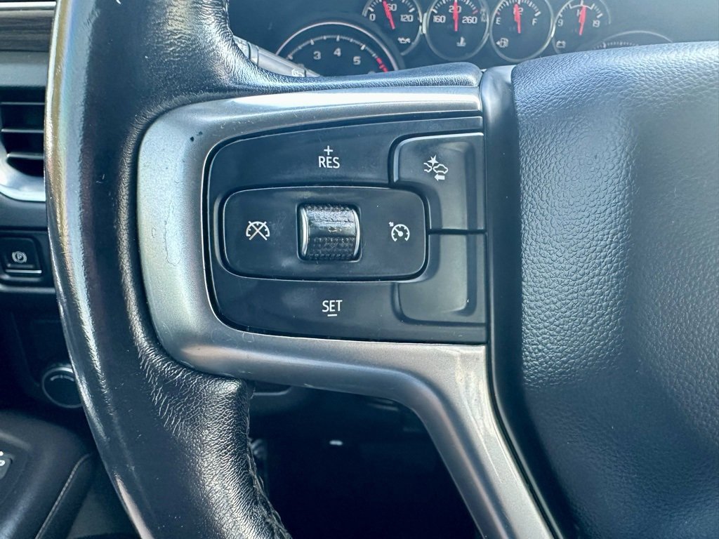 Used 2021 Chevrolet Suburban LT image 22