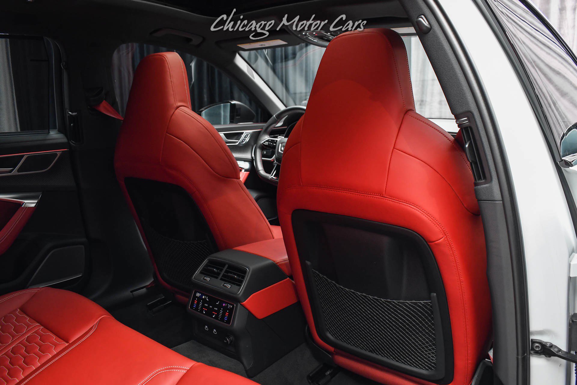 Used 2024 Audi RS 6 performance image 32